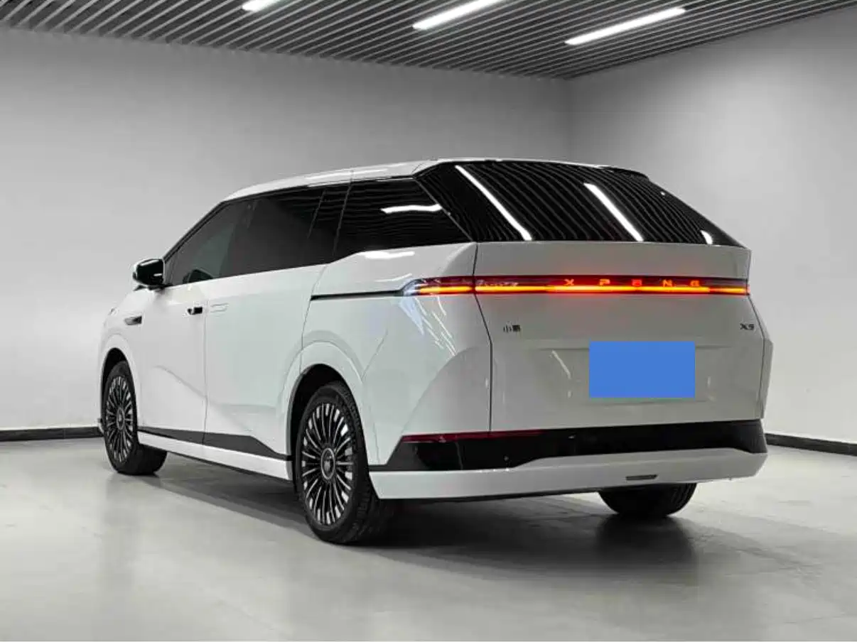 XIAOPENG X9