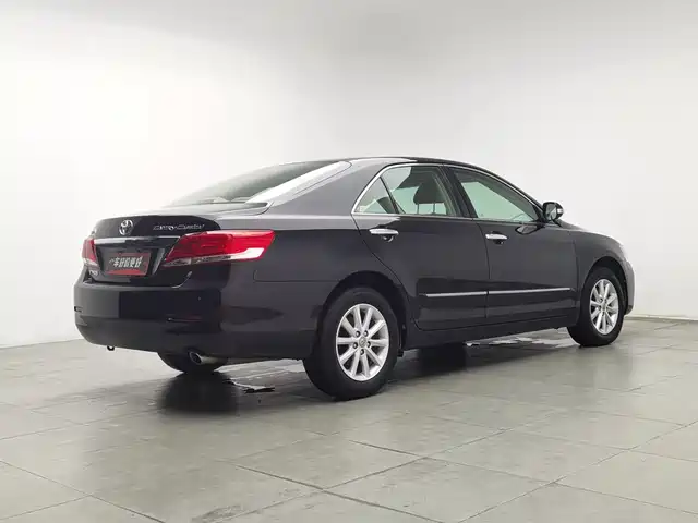 Toyota Camry 2013 200E Classic Elite Edition — фото 2