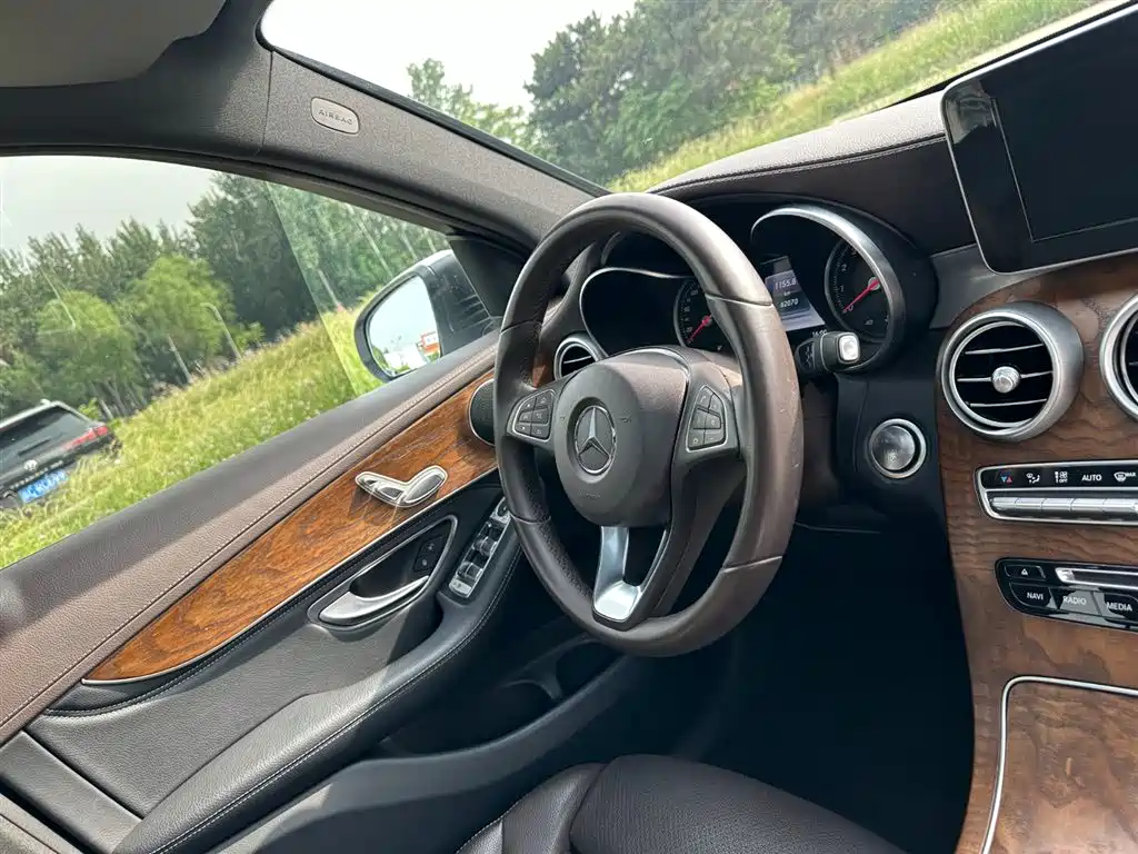 Mercedes-Benz GLC 2019 Model GLC 200 L 4MATIC фото 18