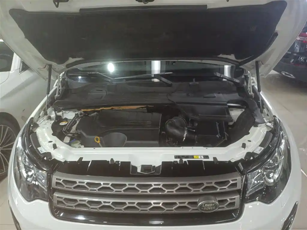 Land Rover Discovery Sport 2018 240PS SE Edition фото 10