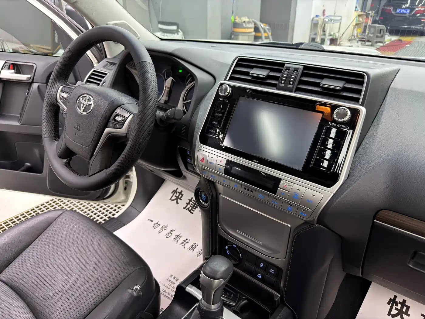 Toyota Prado 2019 3.5L Automatic TX-L Zunxiang Edition фото 11