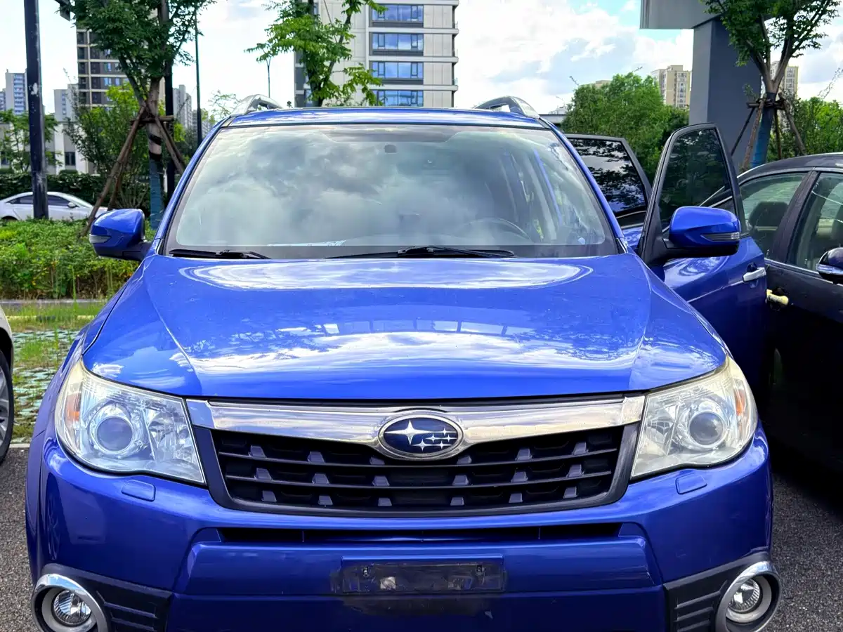 Photo 9 - Subaru Forester