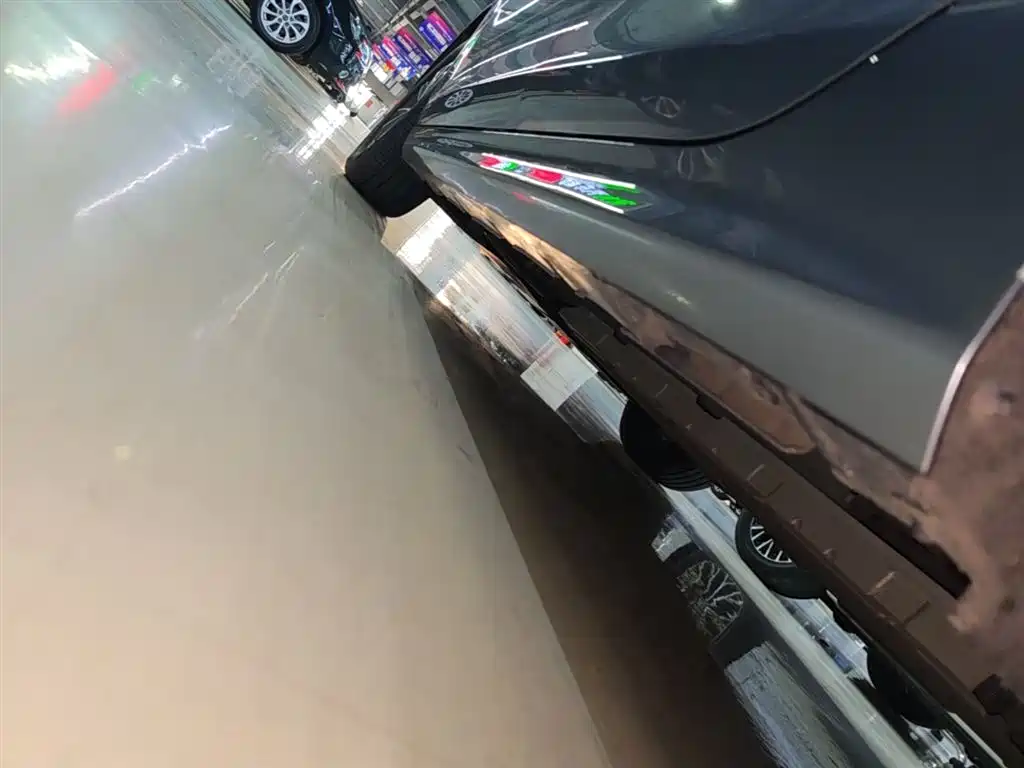 BYD Qin PLUS 2024 Glory Edition DM-i 55KM Leading фото 22