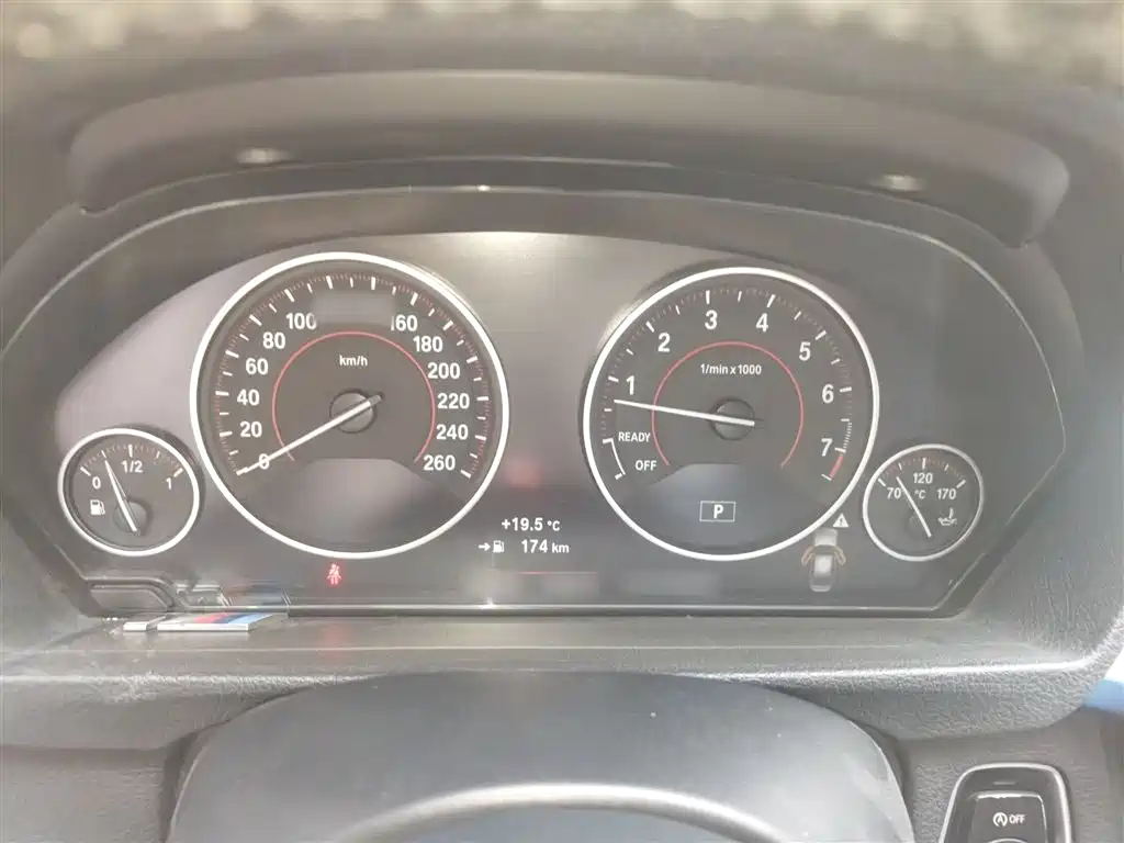 BMW 3 Series 2016 328i M Sport фото 4