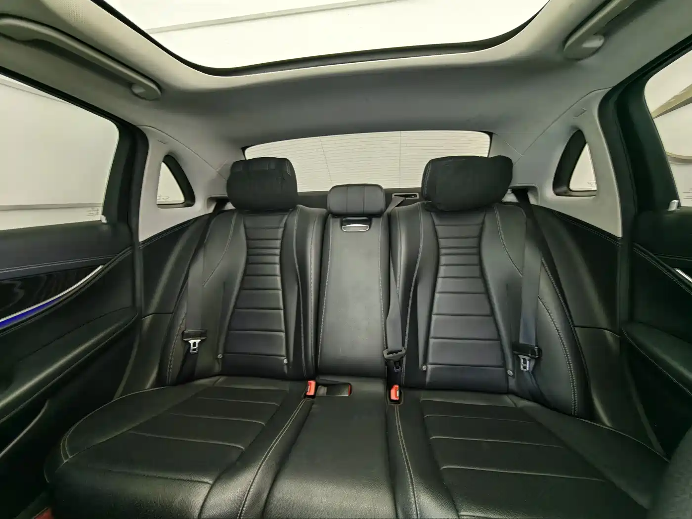 Mercedes-Benz E-Class 2019 Facelift E 300 L Sport Fashion фото 14