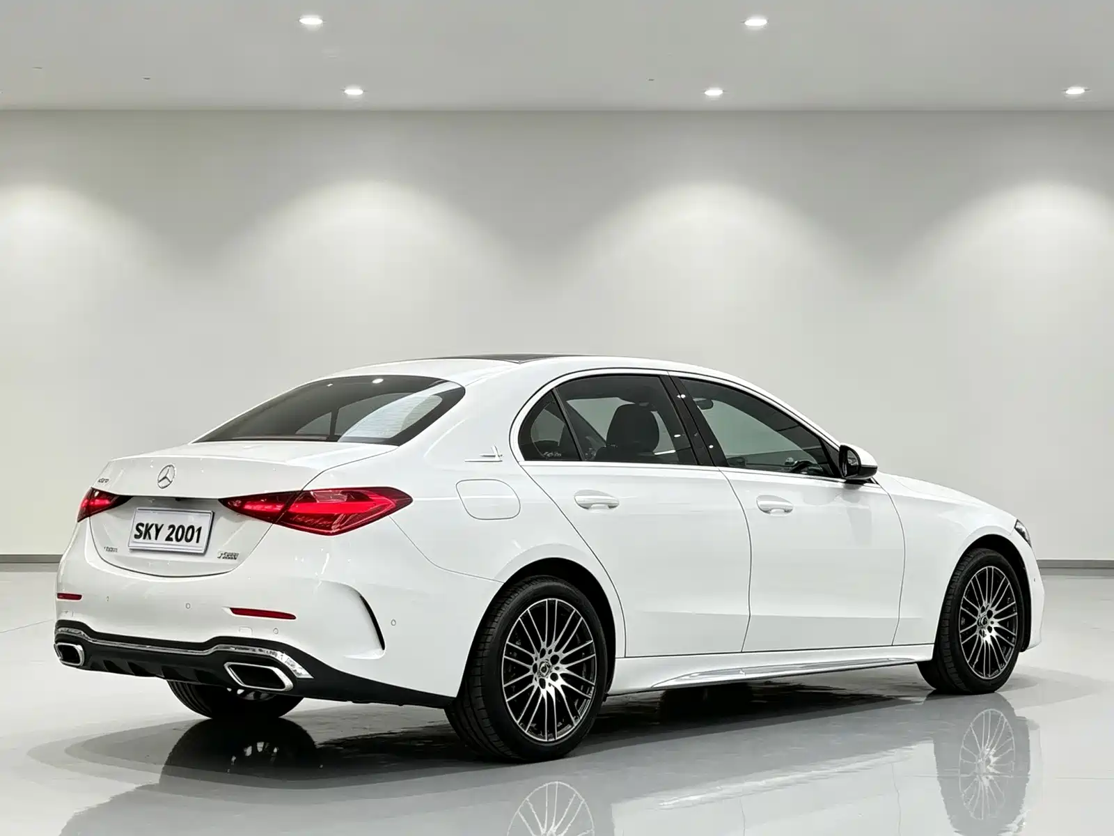 Фото 4 - Mercedes-Benz C-Class