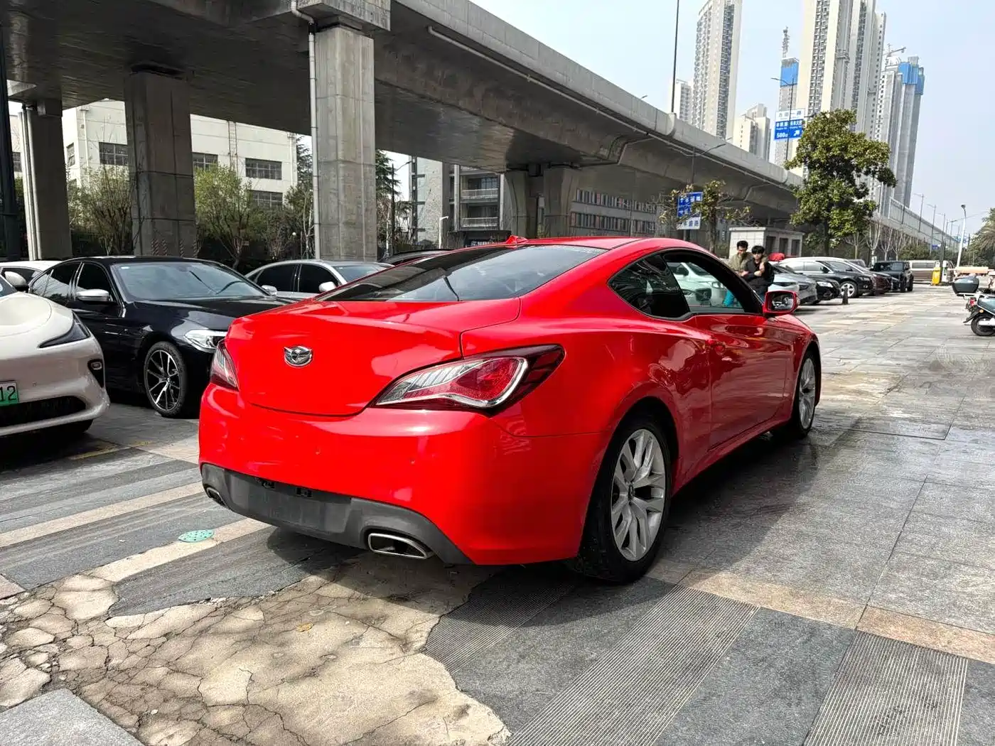 Hyundai Genesis Coupe 2012 2.0T Automatic Elegant Edition фото 4