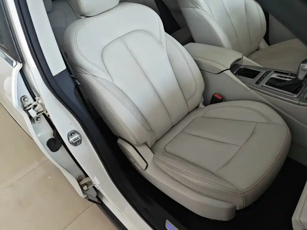 Hanteng Auto Hanteng X5 2018 2018 1.5T CVT New Year Edition