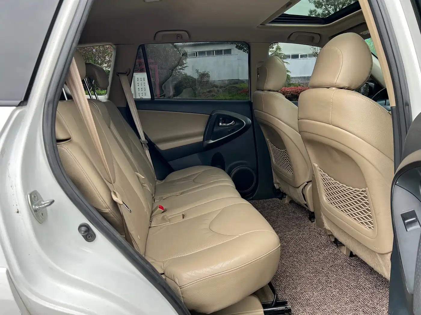 Toyota RAV4 Rongfang 2012 Styling Edition 2.4L Automatic 4WD Luxury фото 13