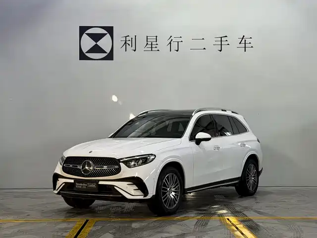 MERCEDES-BENZ GLC