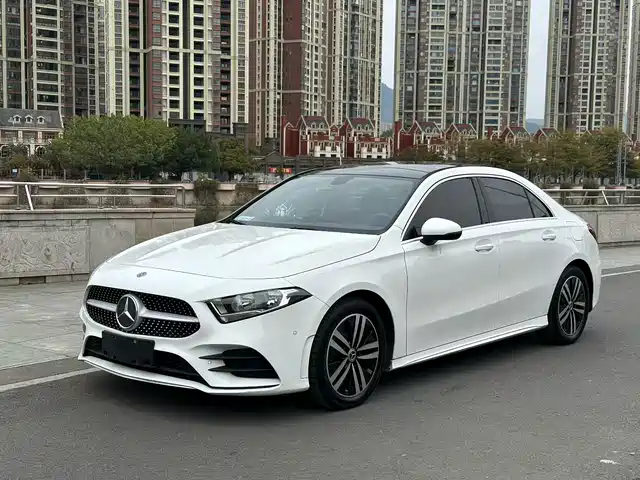 MERCEDES-BENZ A CLASS