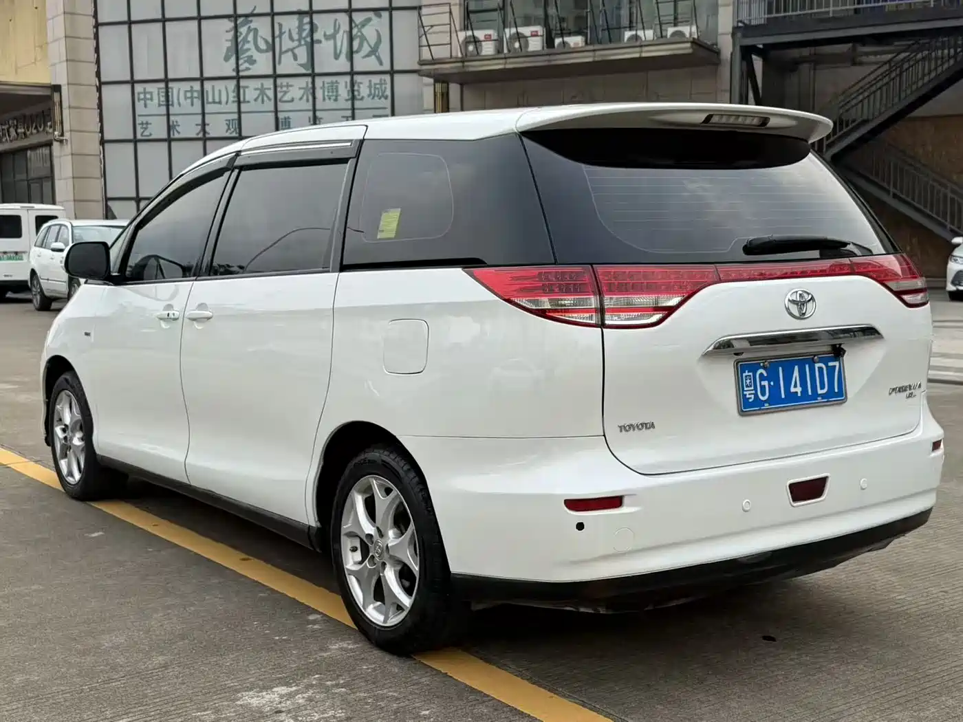 Toyota Previa 2006 2.4L 7-seater Standard фото 6