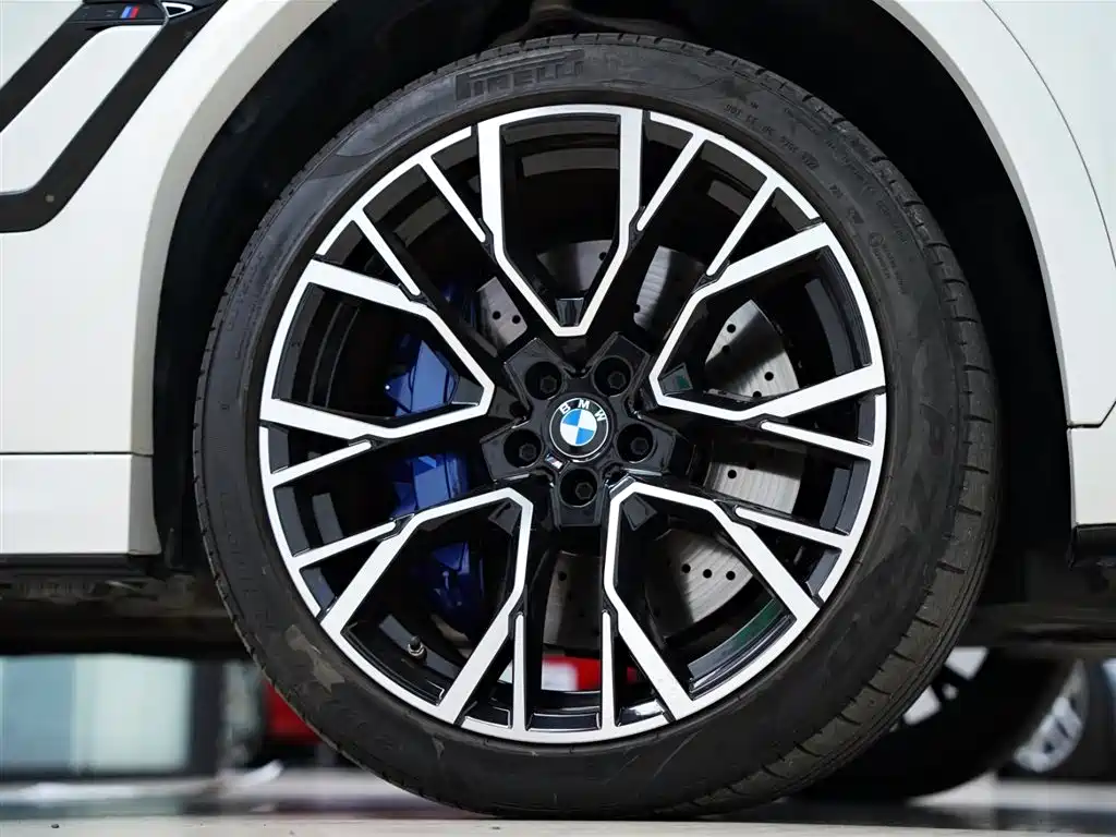 BMW X6 M 2022 X6 M фото 48