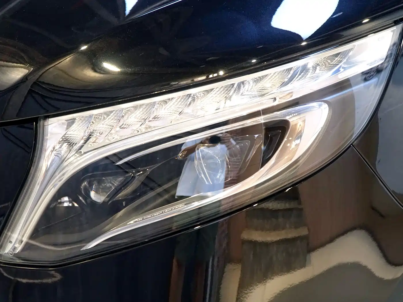 MERCEDES-BENZ V CLASS