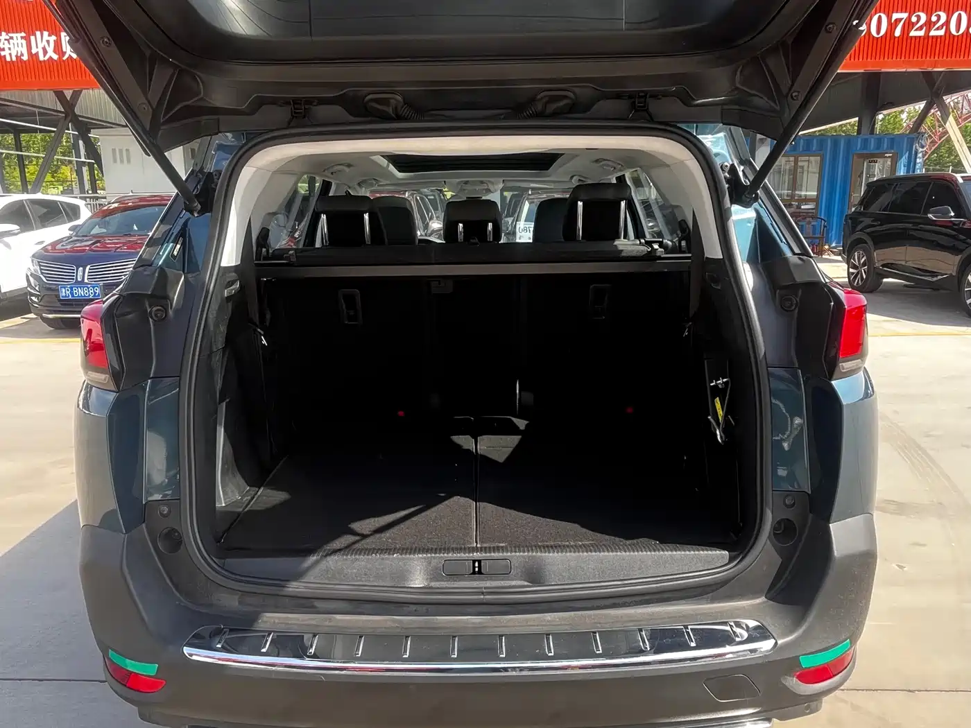 Peugeot 5008 2017 380THP 7-seat Elite Edition фото 14