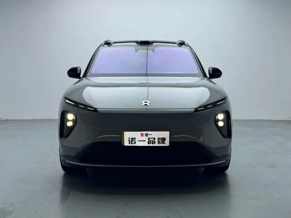 Фото 2 - NIO ES6