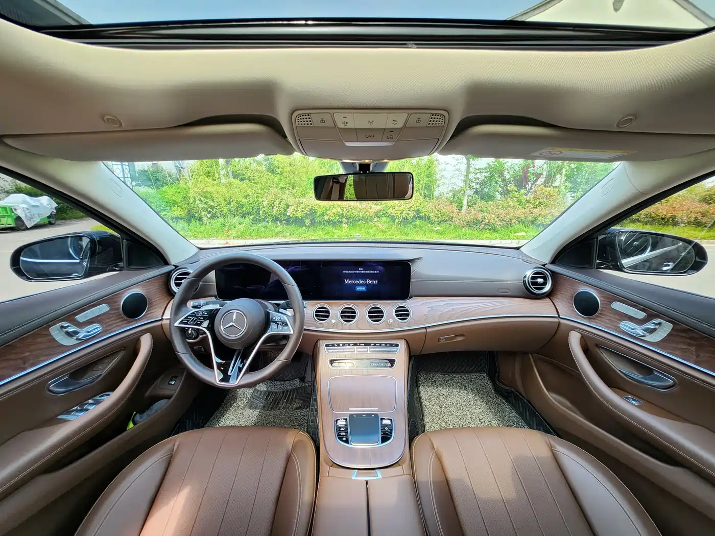 Mercedes-Benz E-Class 2022 Second Facelift E 300 L Luxury фото 10