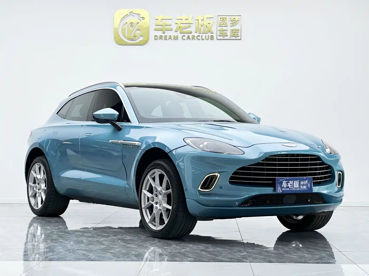 Aston Martin DBX 2022 2022 3.0T STRAIGHT-SIX