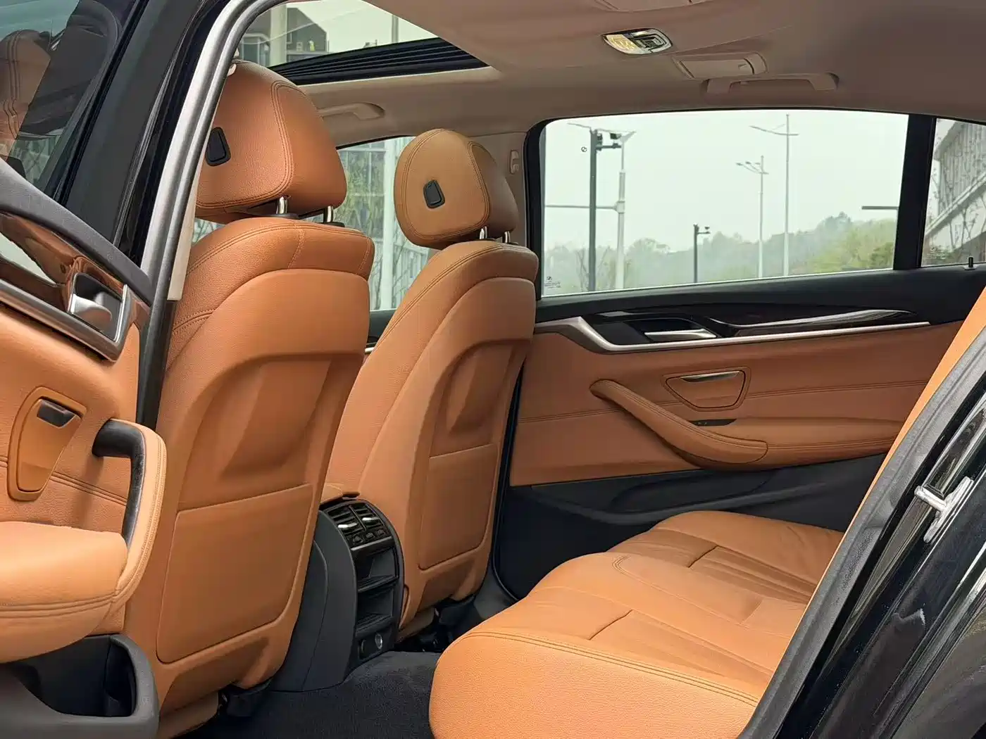 BMW 5 Series 2018 528Li Launch Special Edition фото 7
