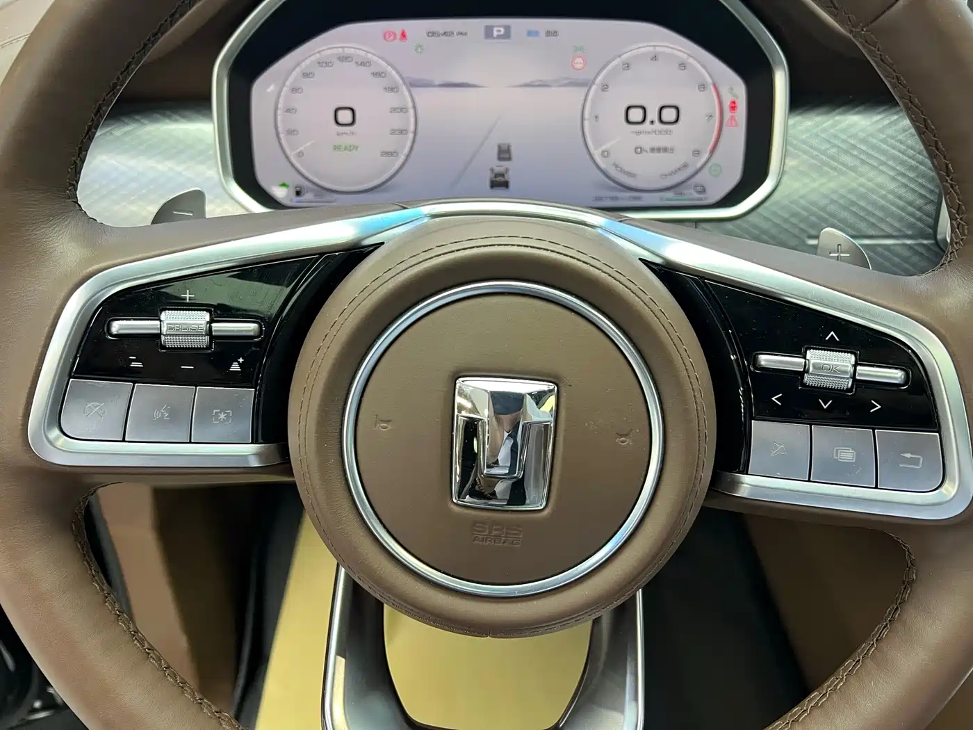 TANK TANK 700 NEW ENERGY