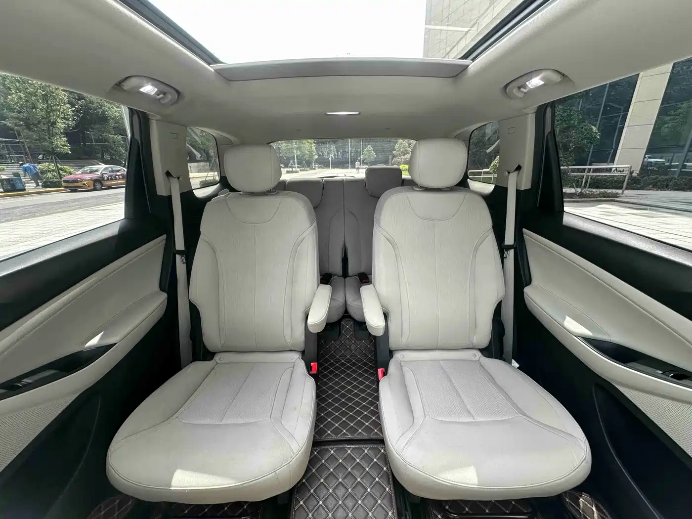 Buick GL6 2019 18T 6-seat Elite China VI фото 19