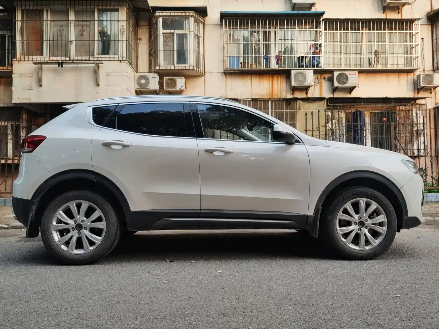 Haval H4 2019 2019 1.5GDIT DCT Luxury Smart Connect Edition China V