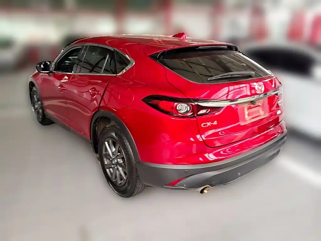 Фото 7 - Mazda CX-4