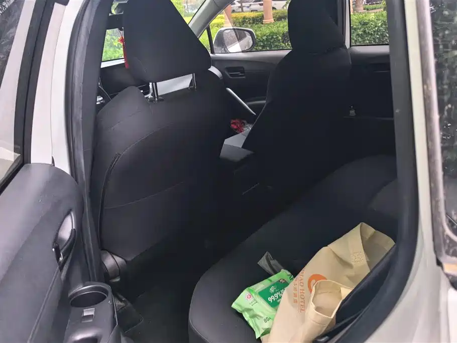 Toyota Frontlander 2022 2.0L CVT Elite фото 11