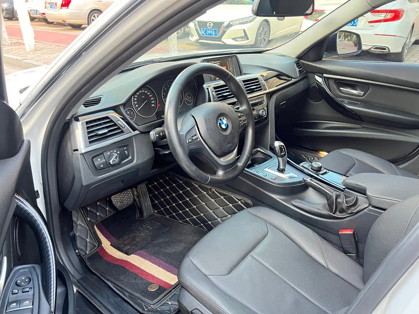 BMW 3 Series 2017 320Li Fashion фото 9