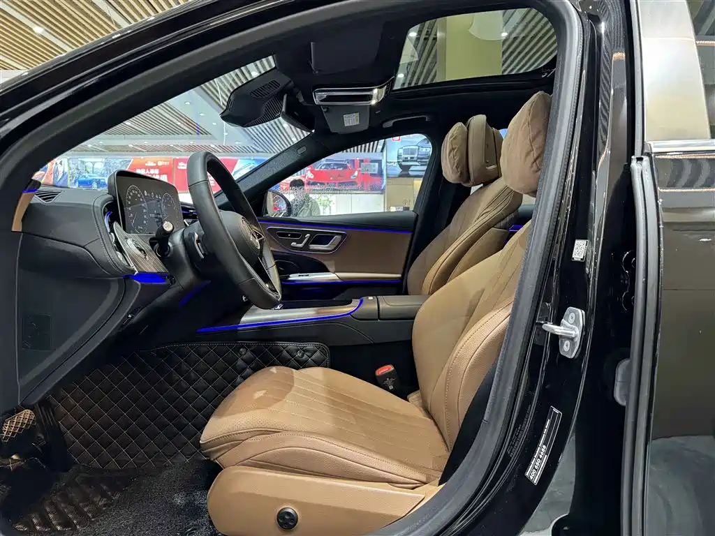 MERCEDES-BENZ E-CLASS