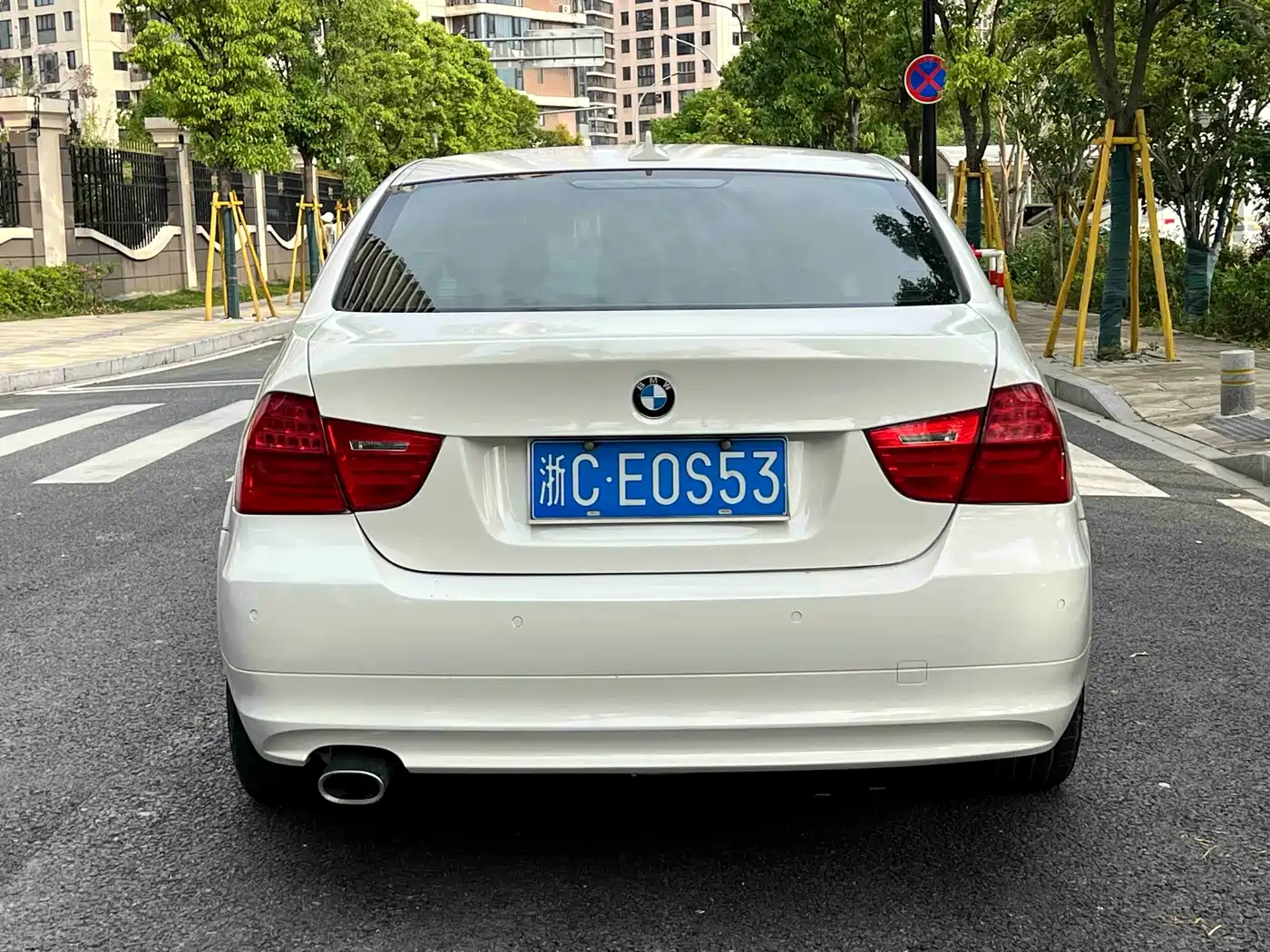 Photo 6 - BMW 3 Series