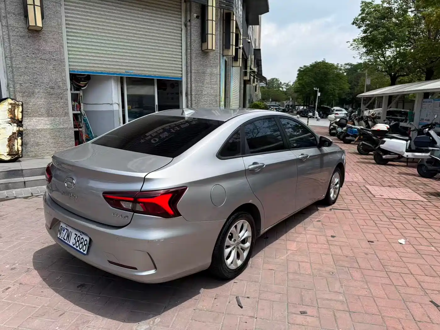 GAC Trumpchi Trumpchi GA4 2018 150N Manual Luxury фото 8