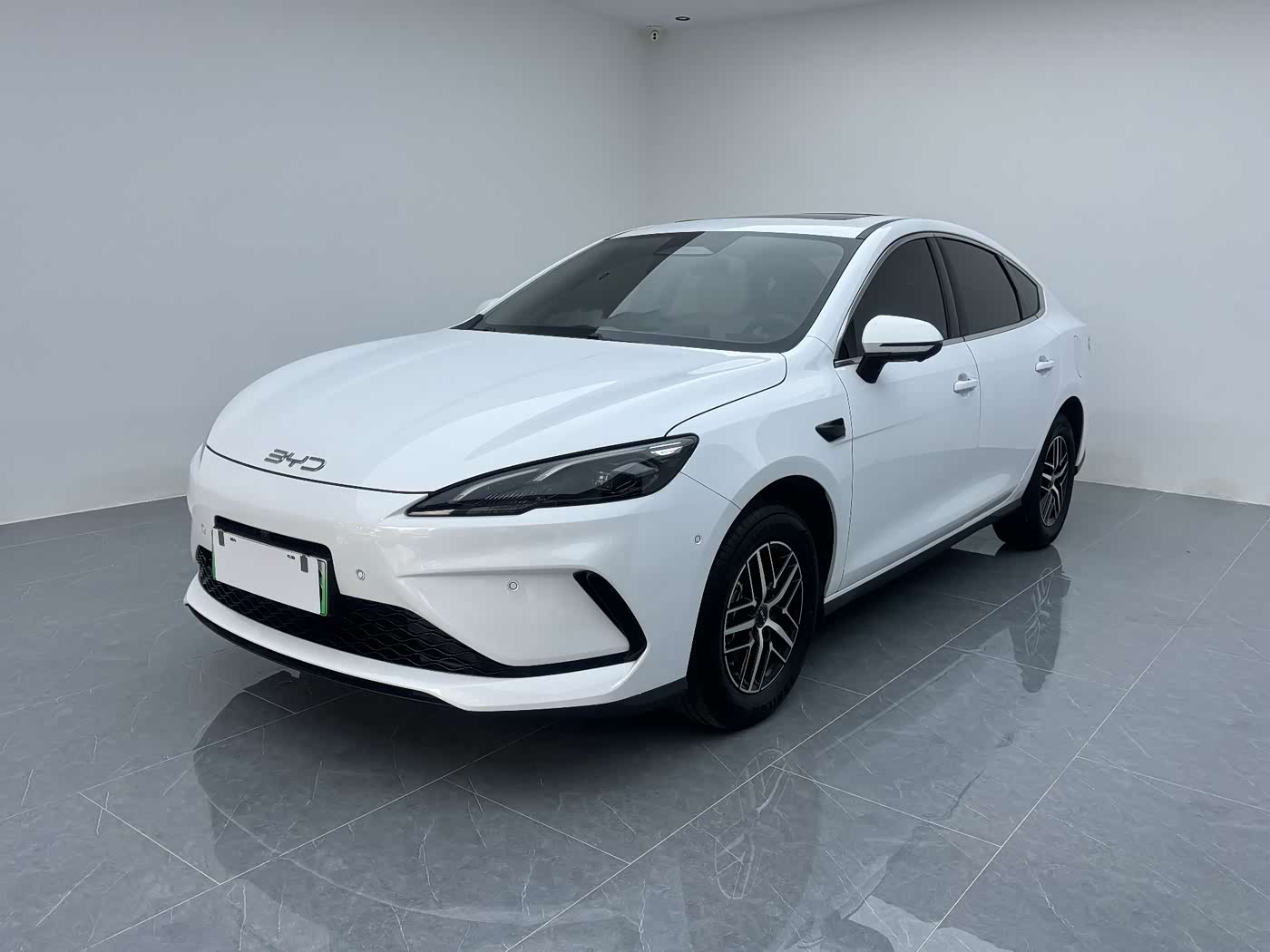 BYD Hai Bao 05 DM-i