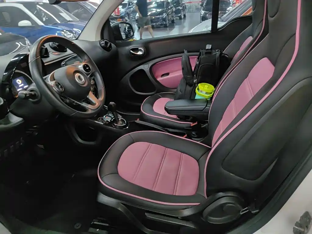 smart fortwo 2019 2018 1.0L 52kW Hardtop Passion Edition China V