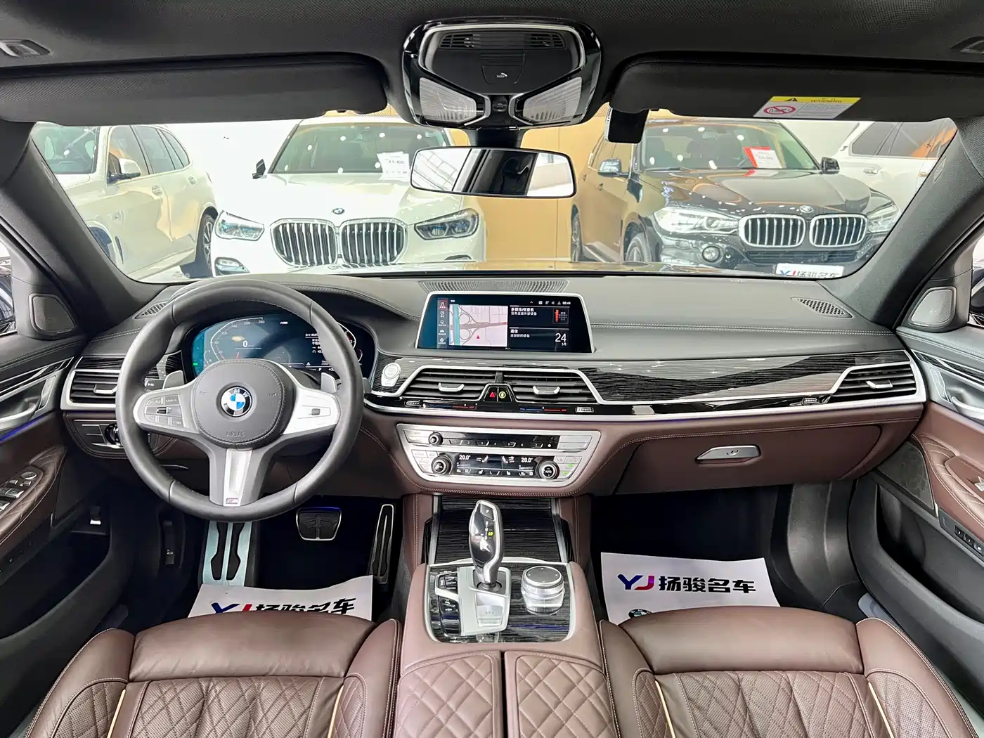 BMW 7 Series 2021 Model 740Li Leading M Sport Package фото 5