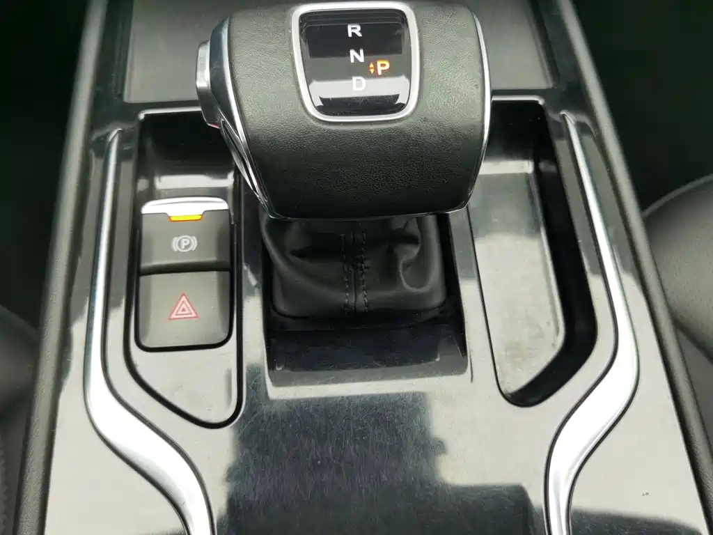 Hongqi E-QM5, миниатюра 13