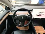 Фото 11 - Tesla Model 3