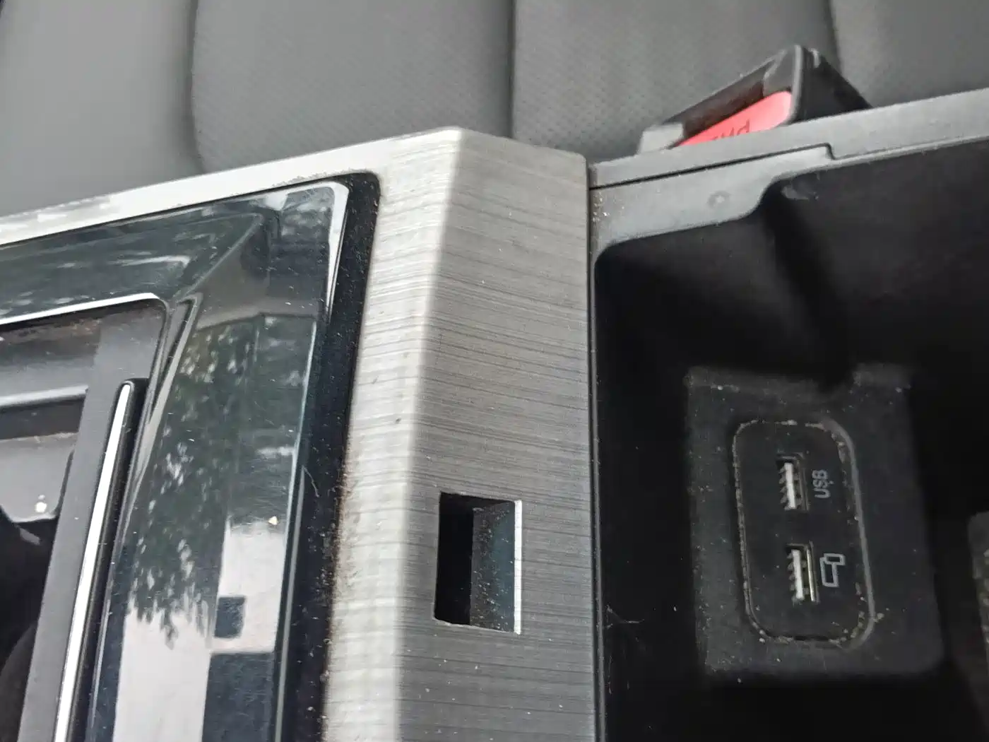 Geely Emgrand GSe 2019 2018 Premium Style