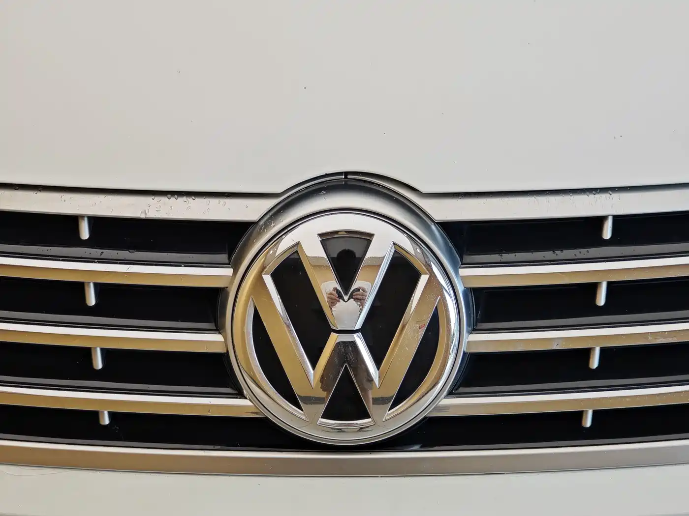 Volkswagen FAW-Volkswagen CC 2016 Model 1.8TSI Luxury фото 3