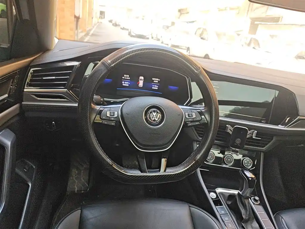 Volkswagen Sagitar 2021 280TSI DSG Comfort Smart Connect Edition фото 3