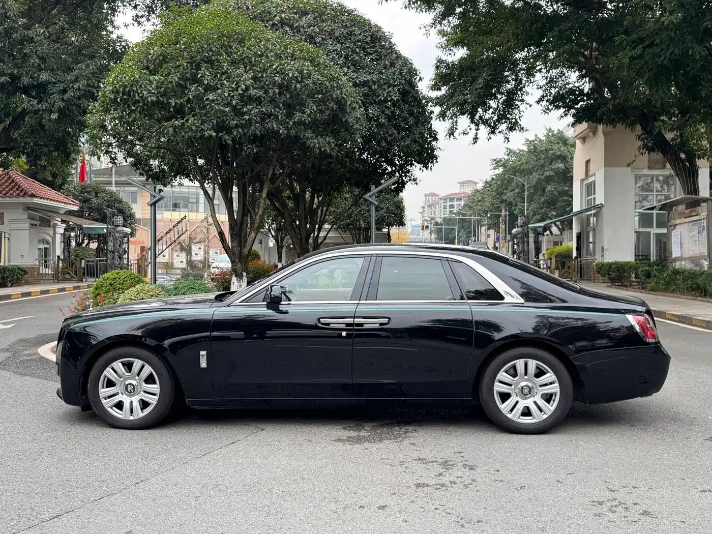 Rolls-Royce Ghost 2022 2021 6.7T Standard Wheelbase