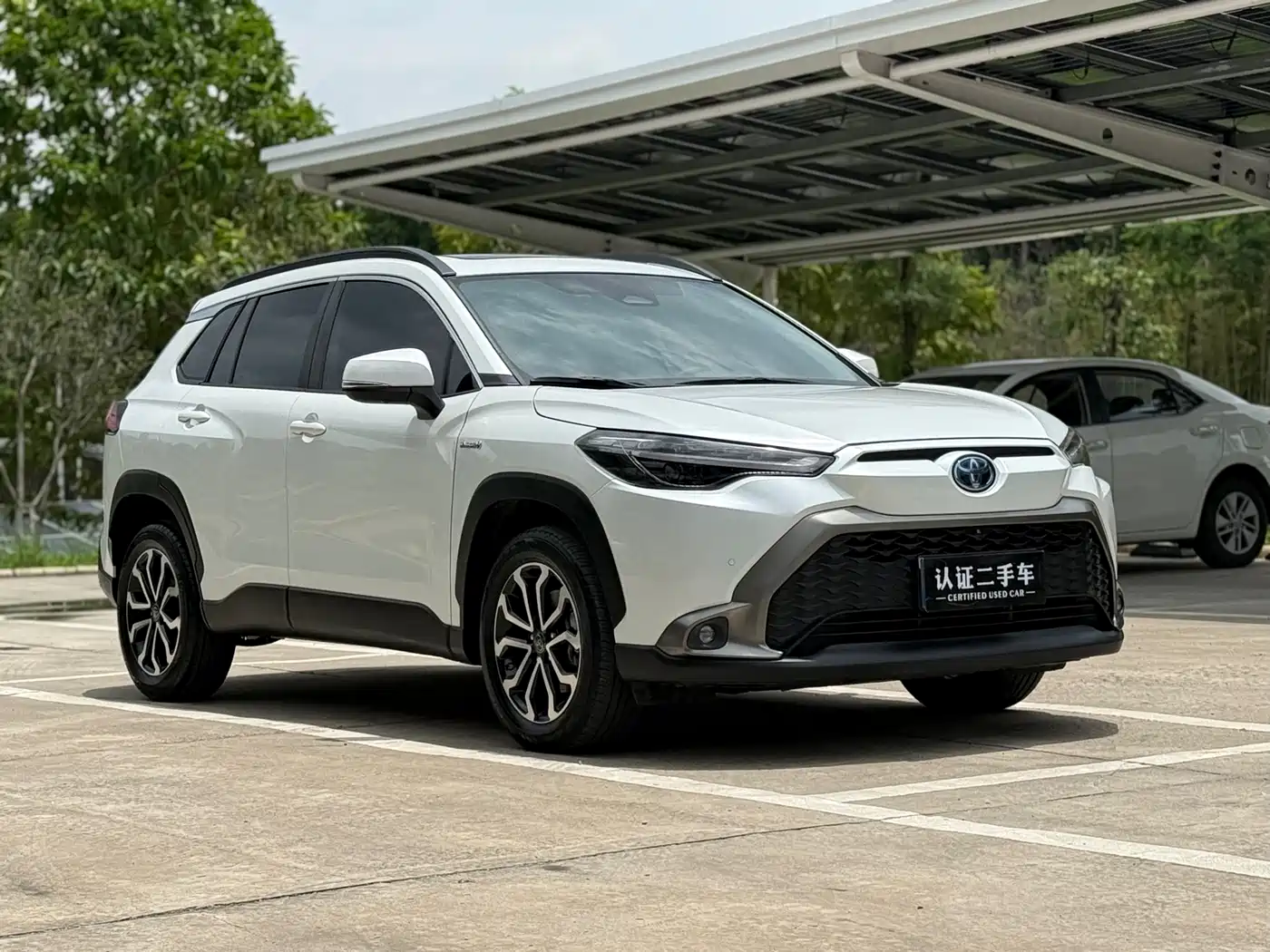 Toyota Frontlander 2023 2.0L Smart Hybrid Dual Engine Prestige Edition фото 3