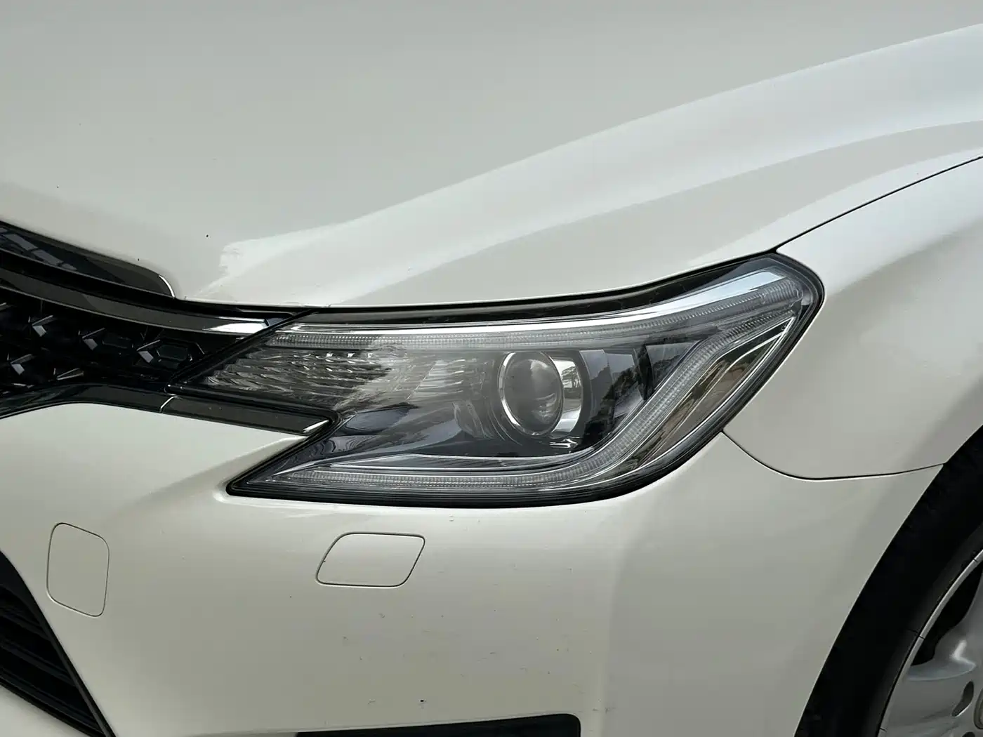 Toyota Reiz 2013 2.5V Elite Edition фото 14