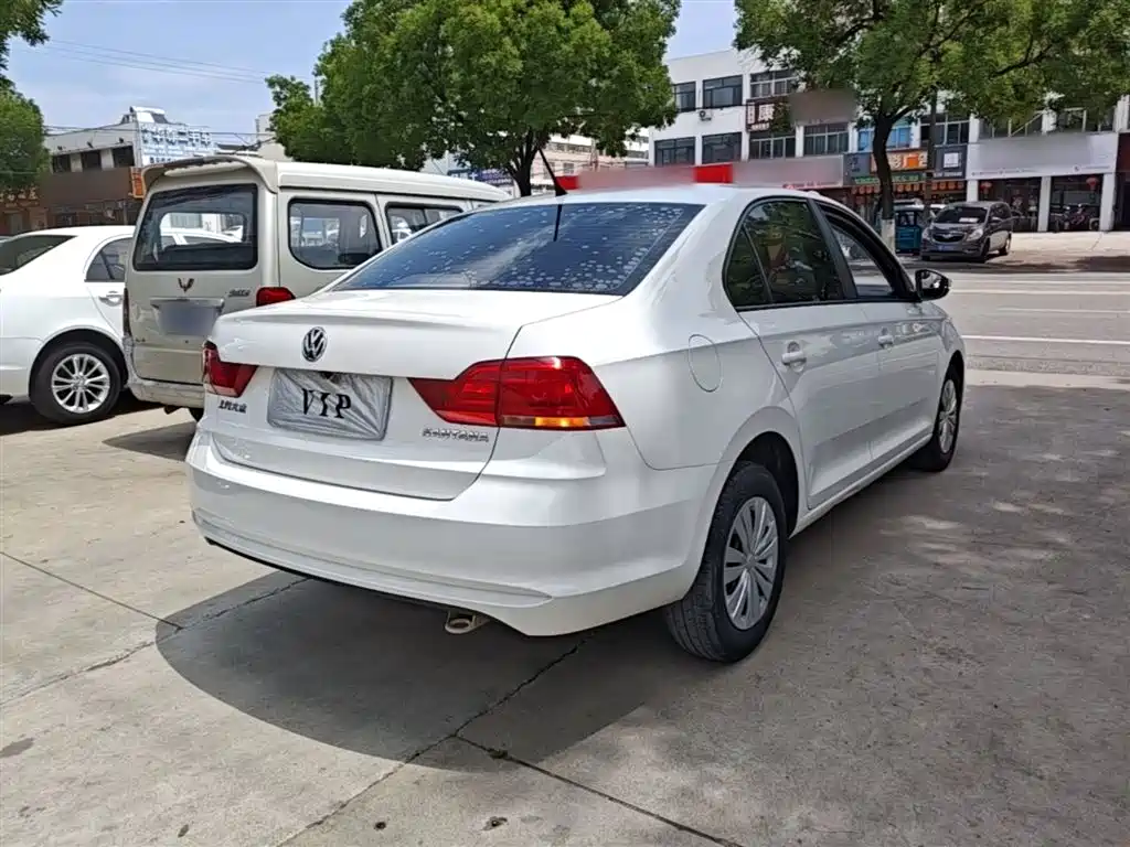 Volkswagen Santana 2016 1.4L Manual Trend Edition фото 7