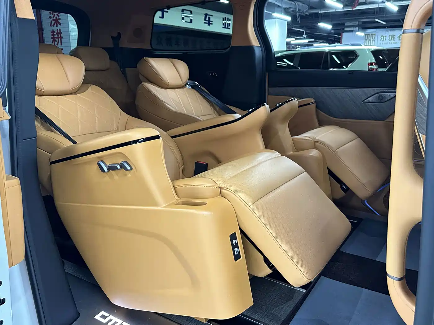 WEY Alpine 2026 2025 AWD Alpine 8