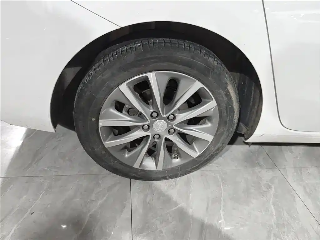 Buick GL6 2021 323T Mild Hybrid Connected Luxury фото 26