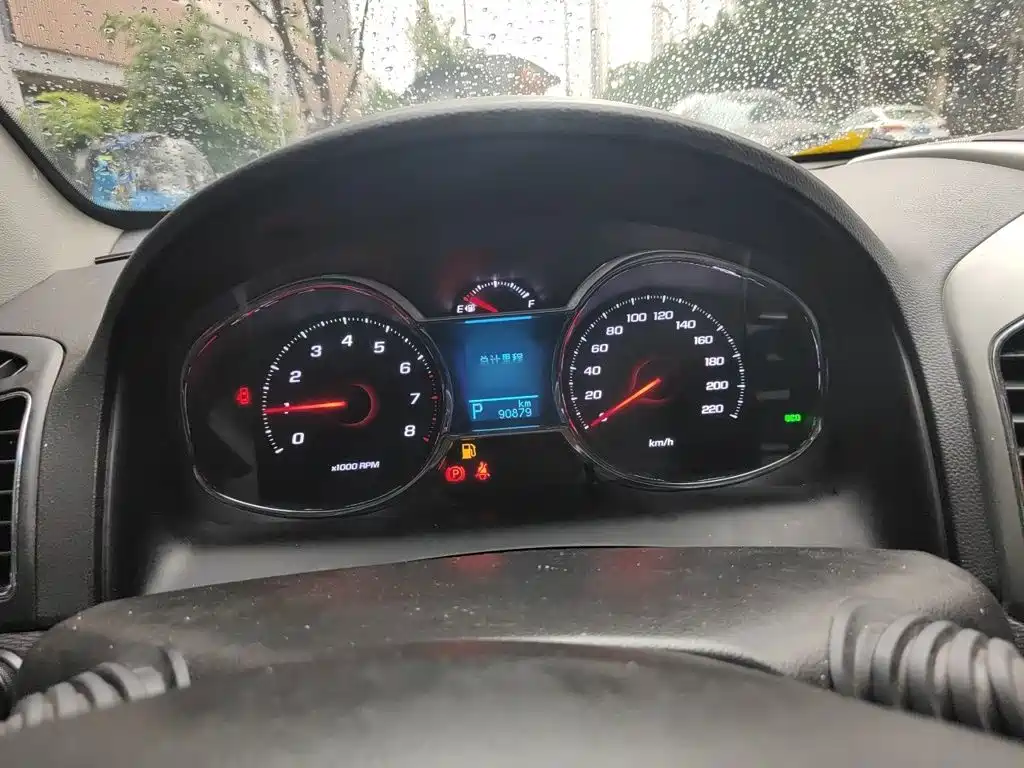 Chevrolet Captiva 2016 2015 2.4L 2WD Urban Edition 5-seater