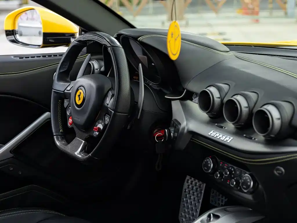 Ferrari F12berlinetta 2015 2013 6.3L Standard