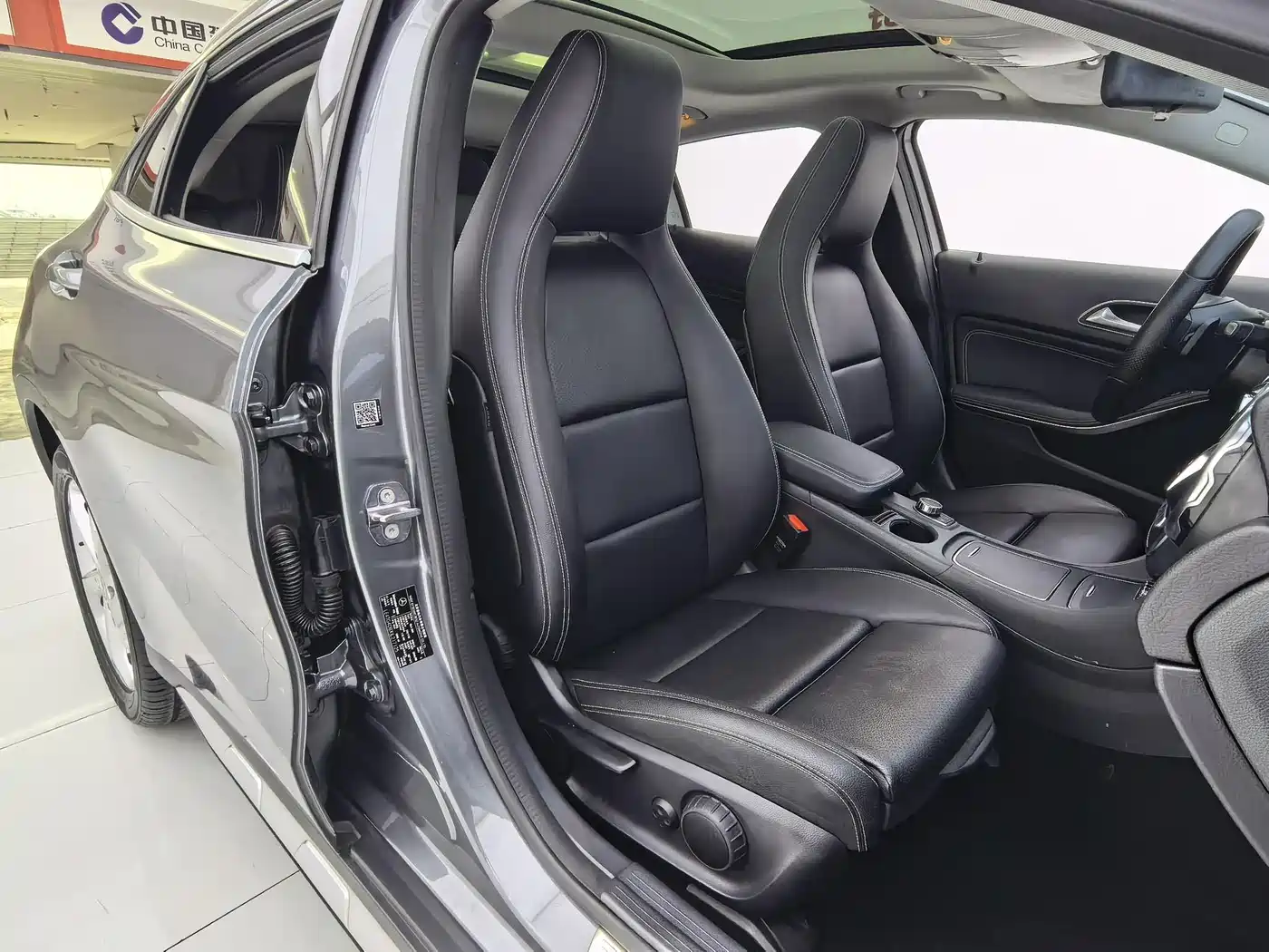 Mercedes-Benz GLA 2018 GLA 200 Dynamic фото 9