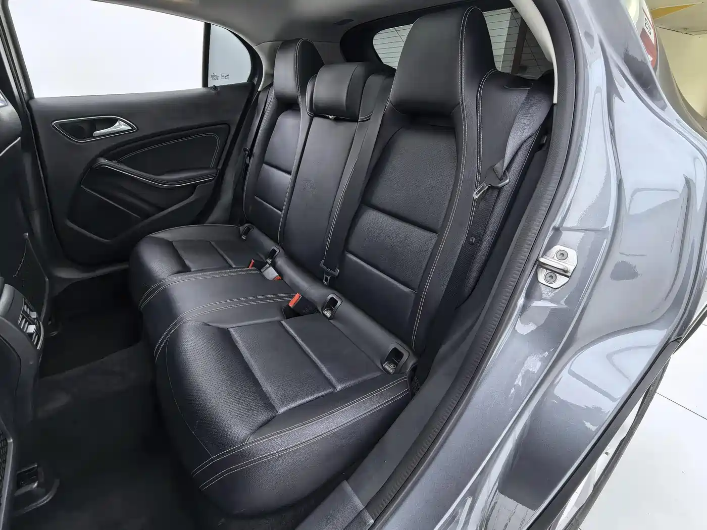 Mercedes-Benz GLA 2018 GLA 200 Dynamic фото 17